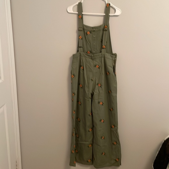 Cider khaki green overalls with orange flowers, wide legged cotton - Picture 3 of 4